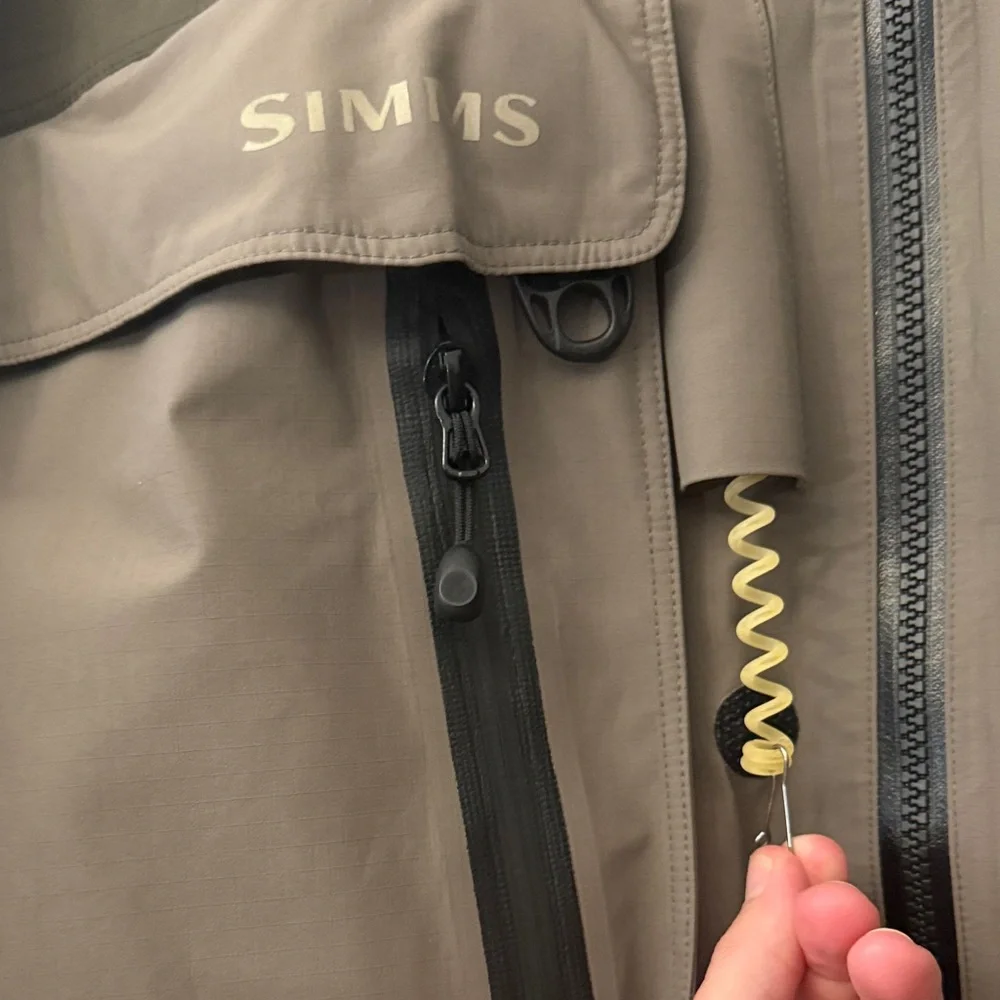 Simms Goretex Guide Jacket/Brown Olive - men's large - great condition - Picture 5 of 14